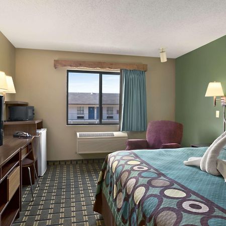 Super 8 By Wyndham Russellville Zewnętrze zdjęcie