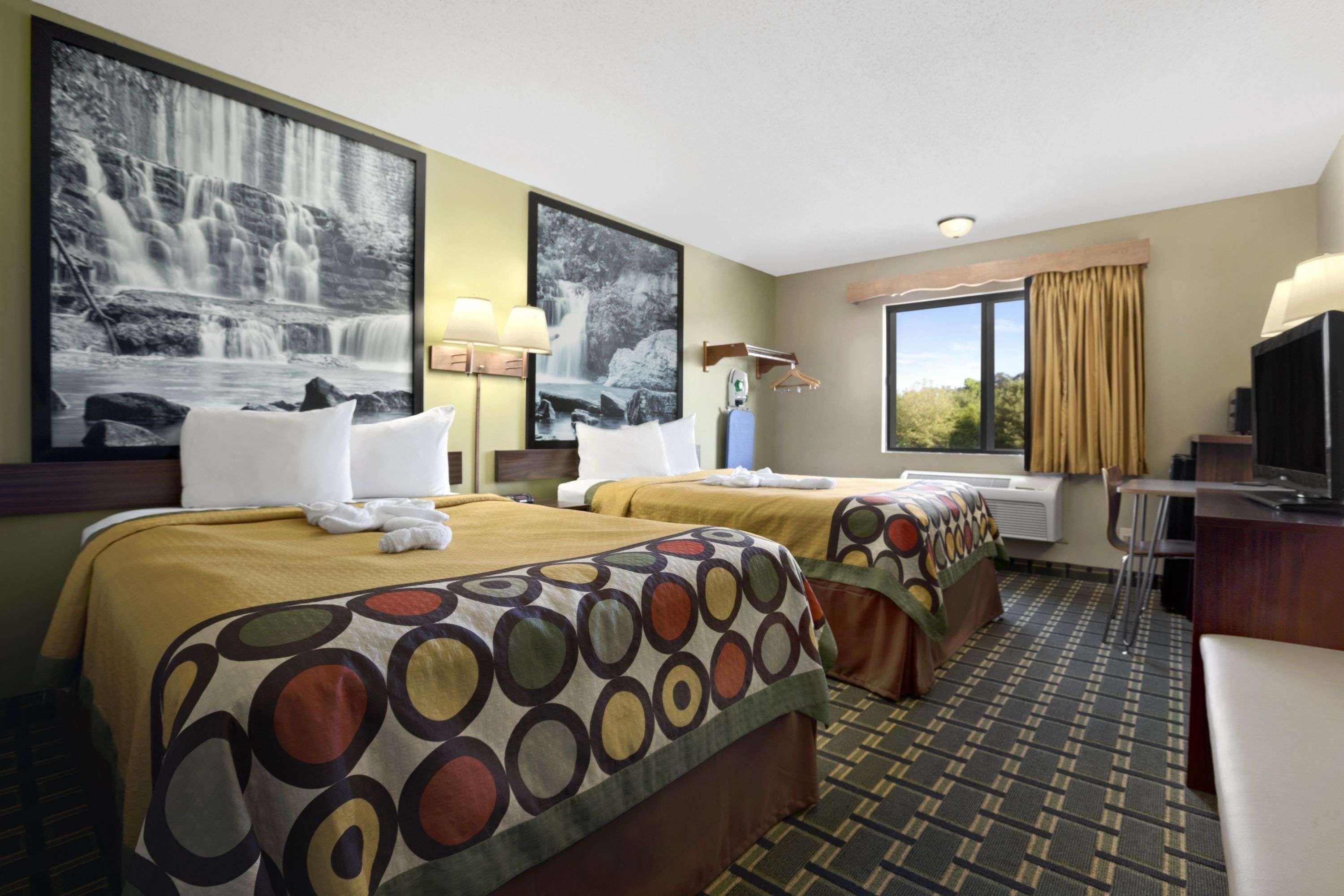 Super 8 By Wyndham Russellville Zewnętrze zdjęcie