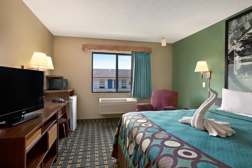 Super 8 By Wyndham Russellville Zewnętrze zdjęcie
