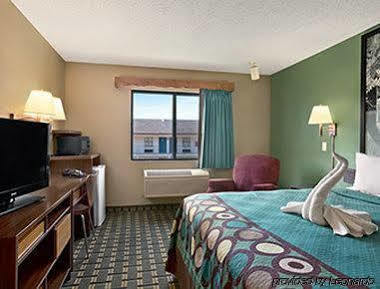Super 8 By Wyndham Russellville Zewnętrze zdjęcie
